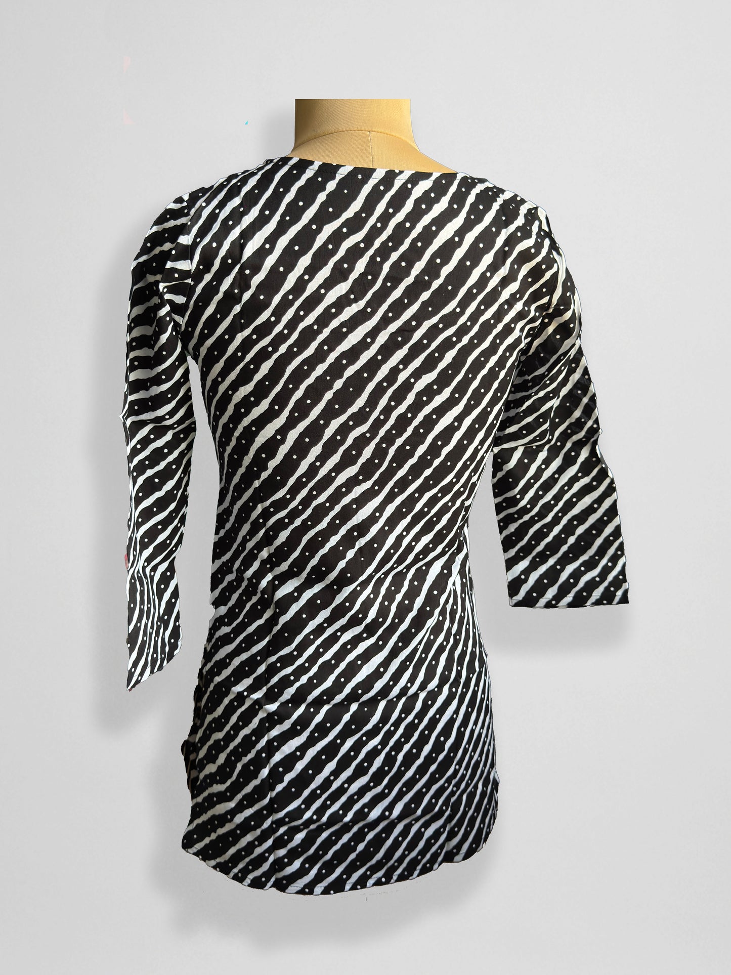 Nisha - Leheriya Cotton Kurti