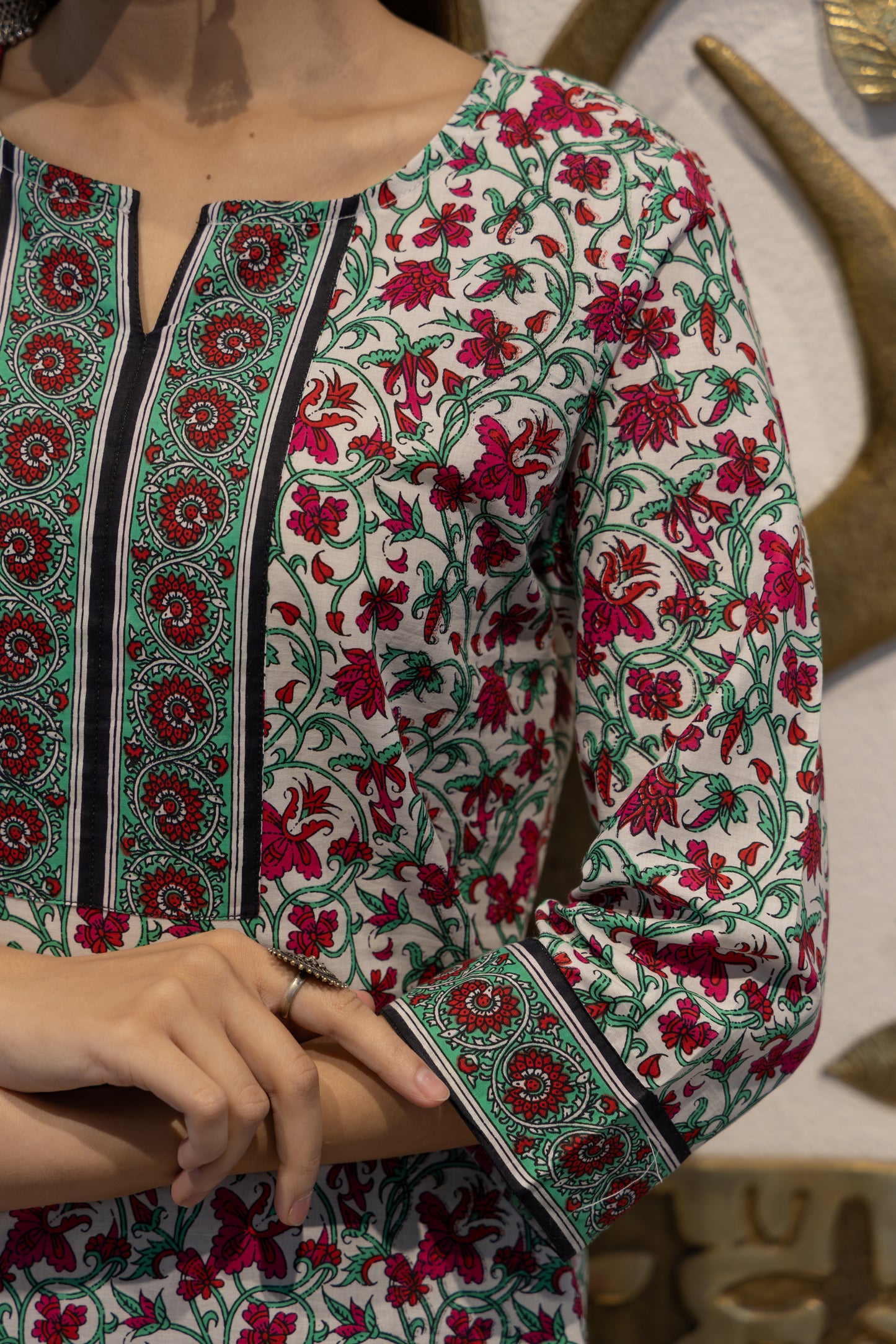 Rose Garden Relaxed Fit Cotton Kurti