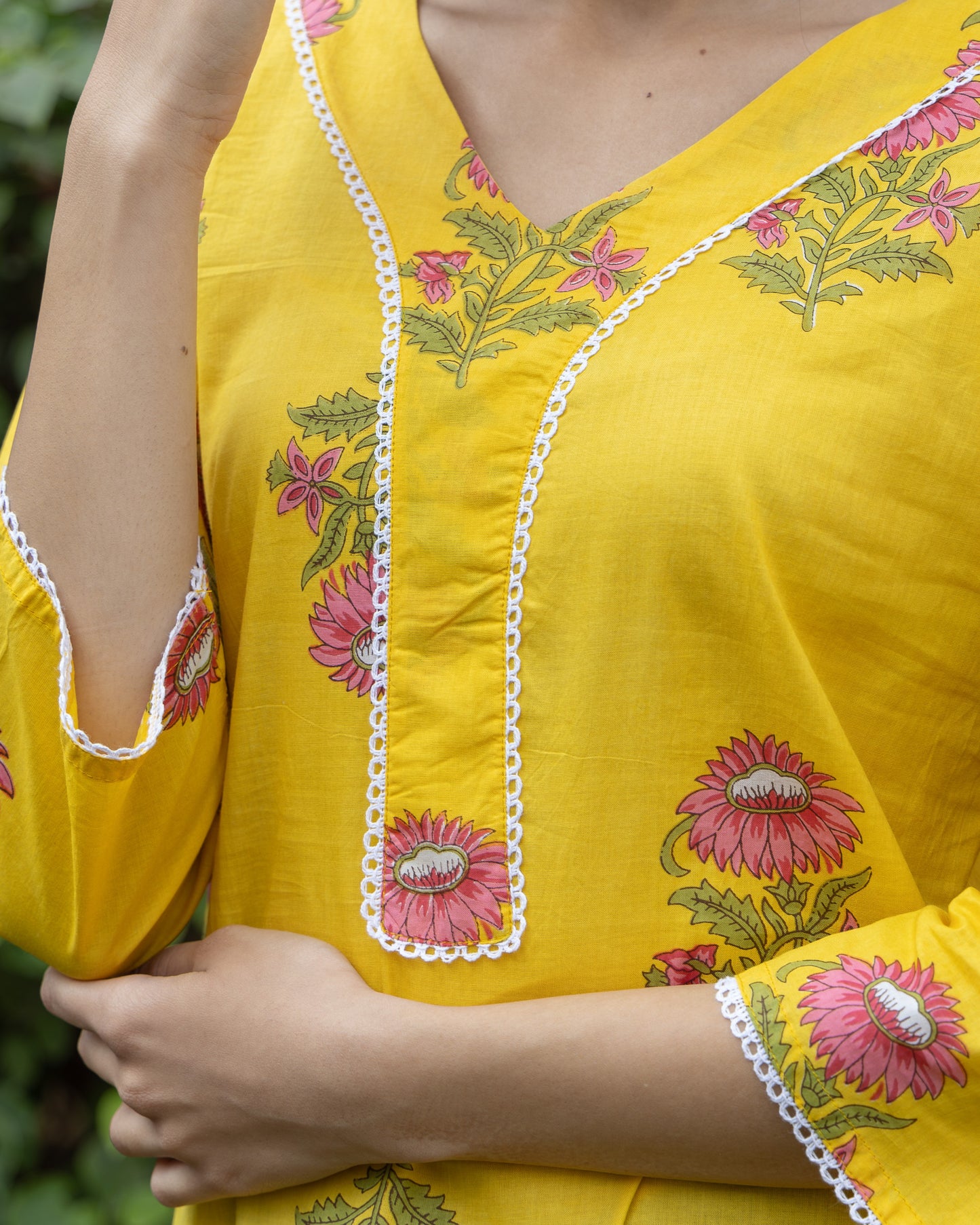 Sunlit Bloom Straight Kurta (Yellow)