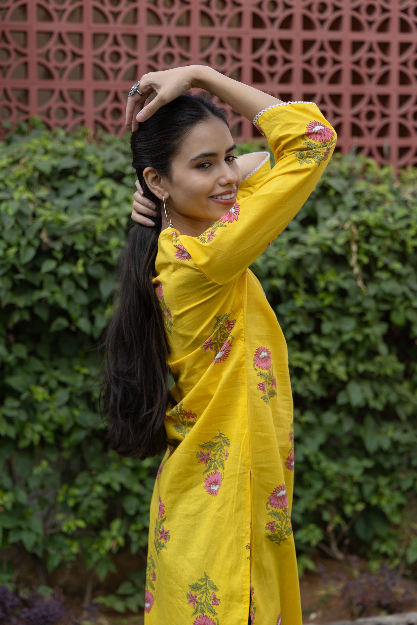 Sunlit Bloom Straight Kurta (Yellow)