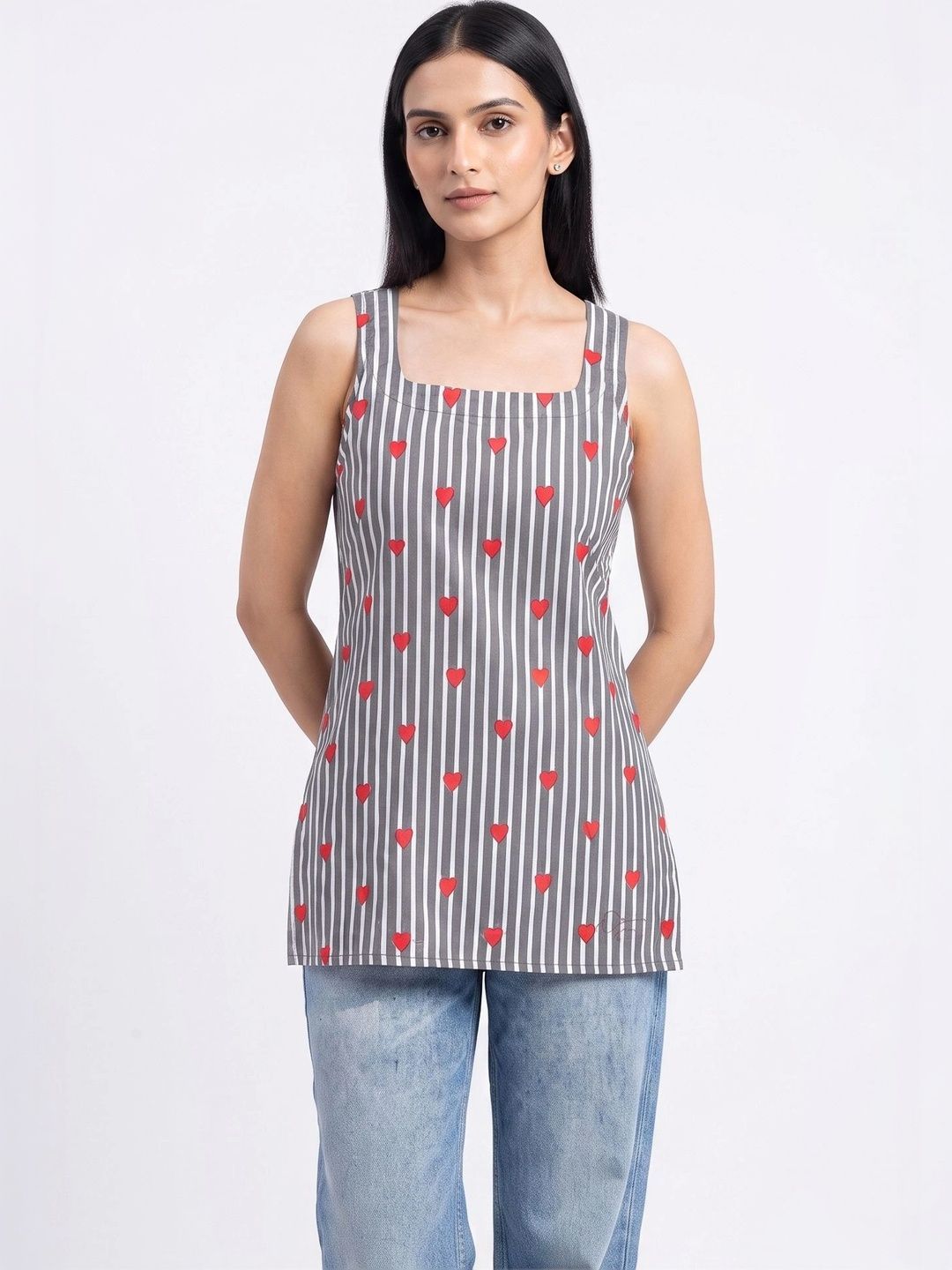 Heart Printed Striped Open Back Sleeveless Kurti (Grey)