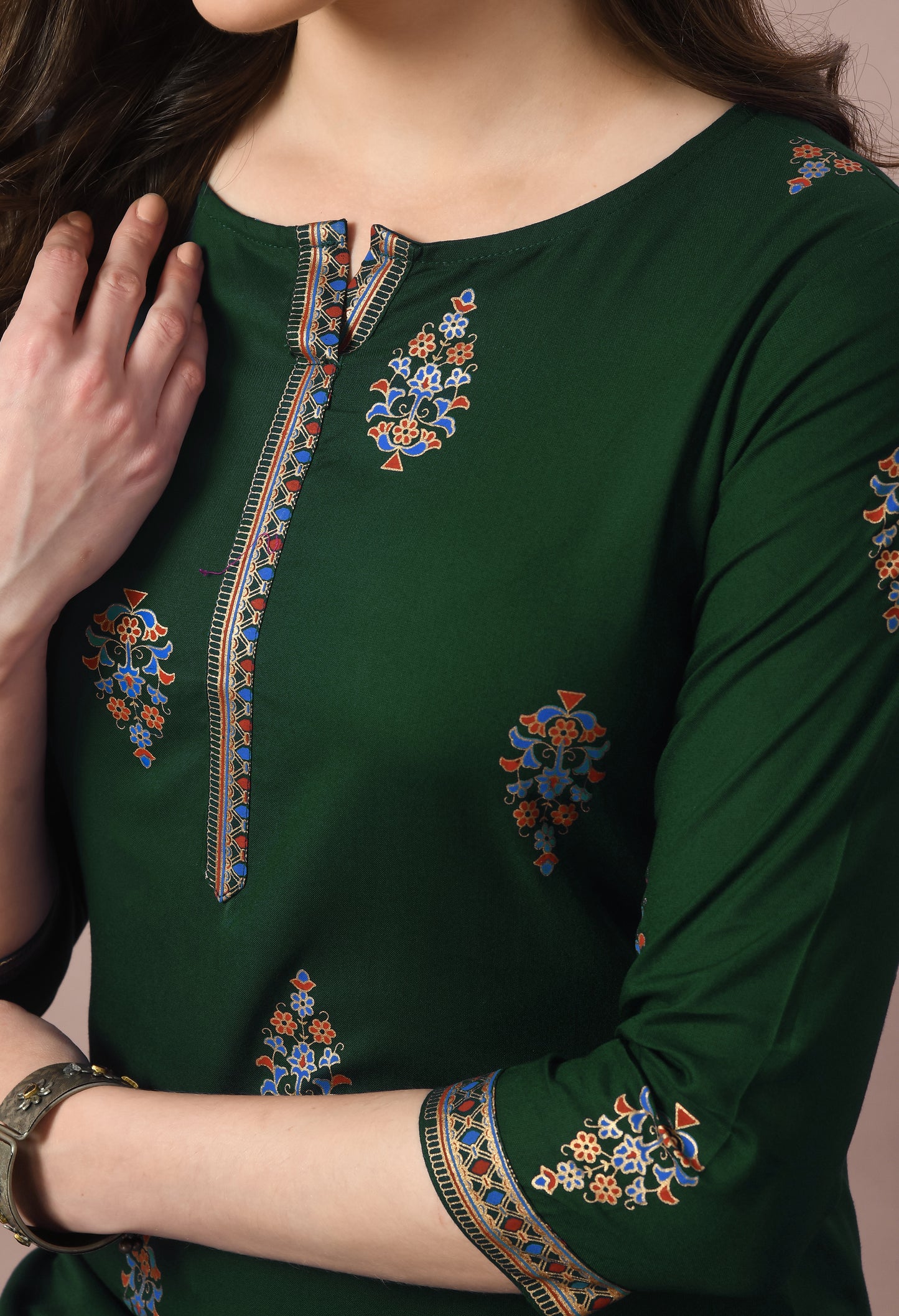 Noorika – Bottle Green Ethnic Motif Kurti